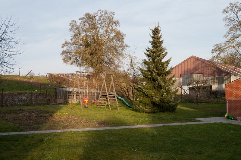 La chambre ct jardin se situe  l'arrire de la maison